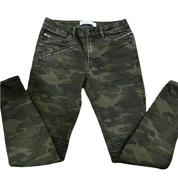 ZARA BASIC DENIM CAMOUFLAGE JEANS /LEGGINGS size 2 - Picture 1 of 11